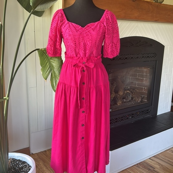 H&M Eyelet Top Size XS - Picture 4 of 14